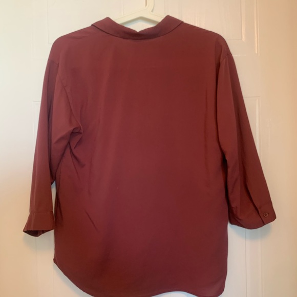 UNIQLO Shirt - Picture 3 of 3